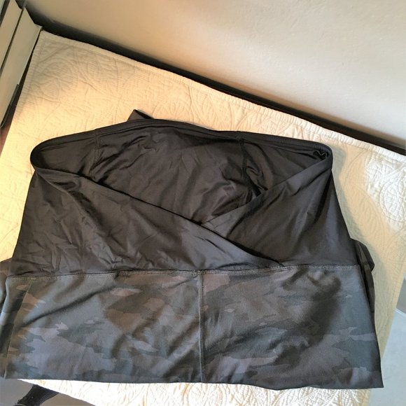 ISABEL MATERNITY Camo Active Legging XXL - Picture 3 of 14